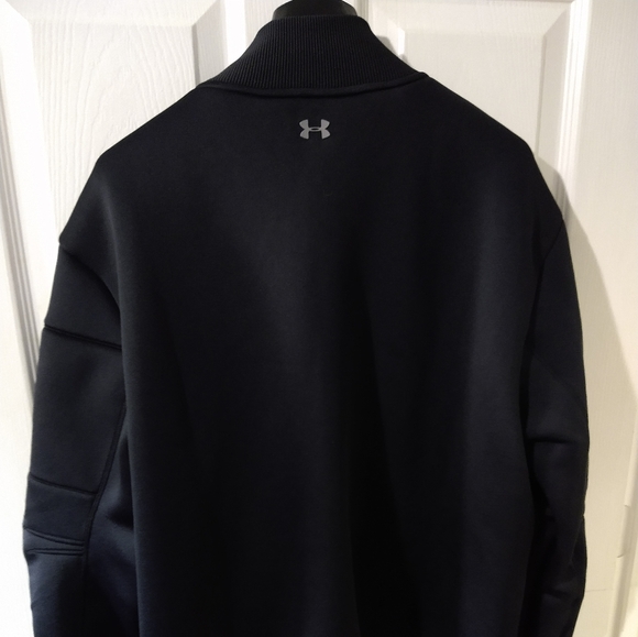 Under Armour Bomber Jackey - Picture 2 of 4
